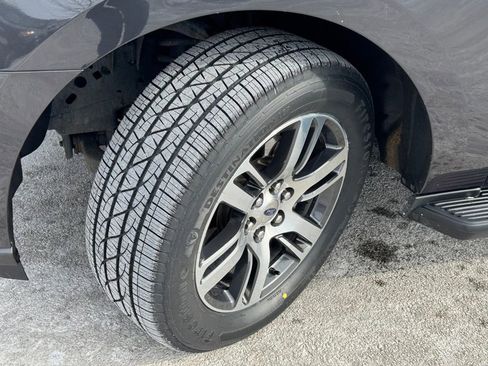 Used 2024 Ford Expedition Max Limited image 44