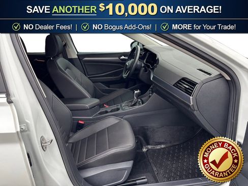 Used 2024 Volkswagen Jetta SE w/ Panoramic Sunroof Package image 22