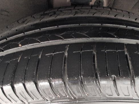 Used 2023 Buick Enclave Essence w/ LPO, Floor Liner Package AWD/4WD image 5