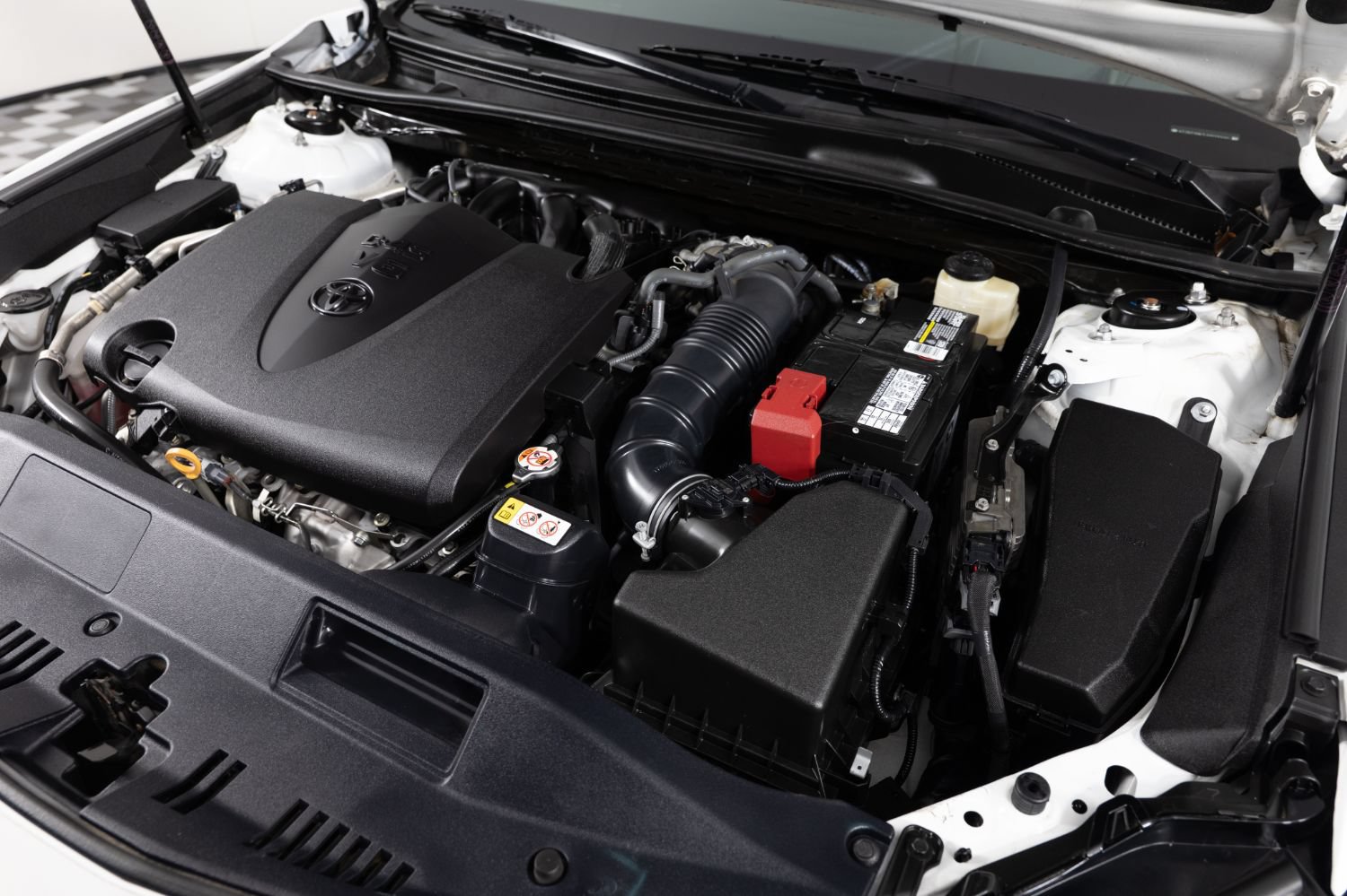 Used 2018 Toyota Camry XLE FWD image 39
