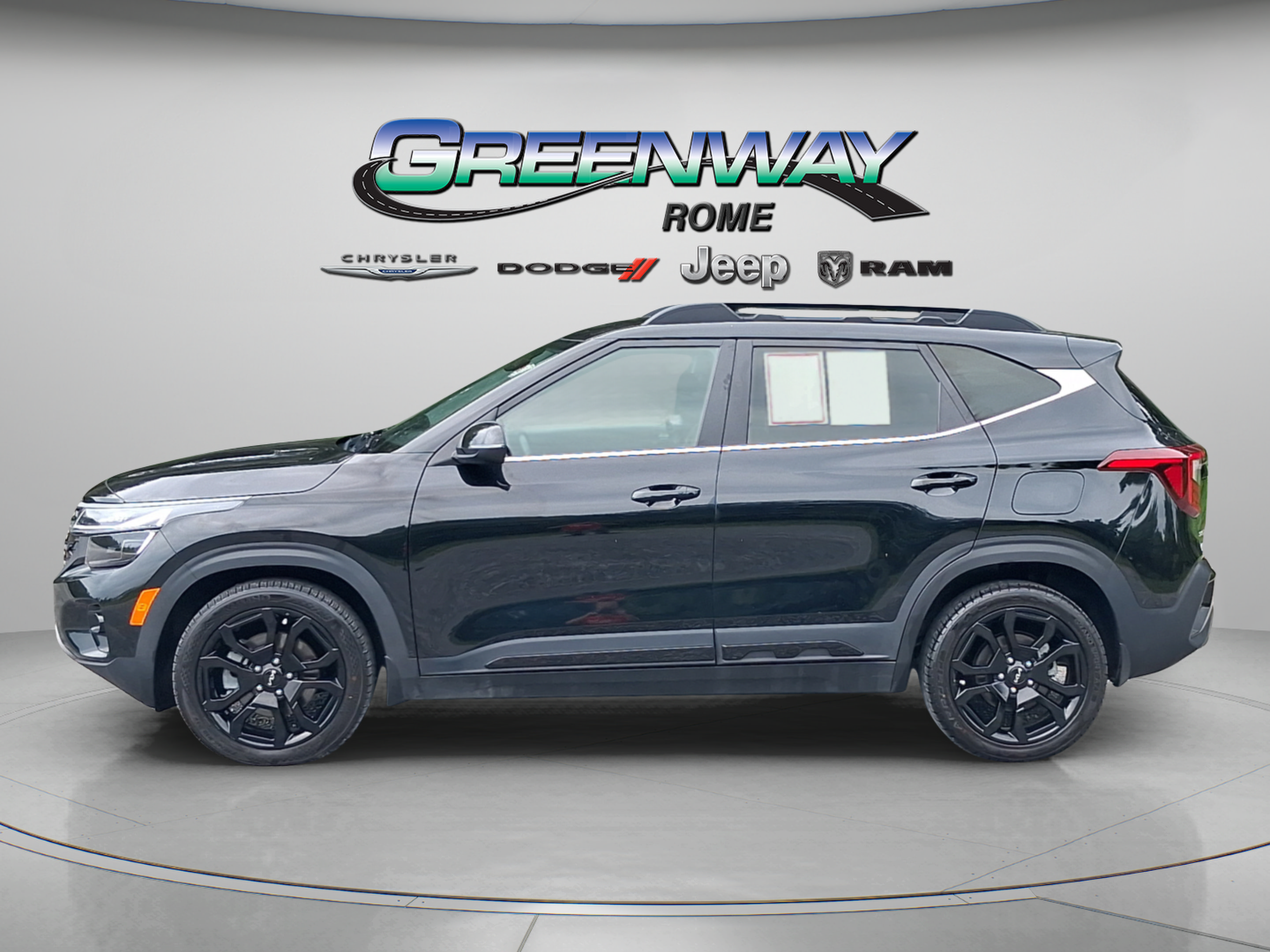 Used 2024 Kia Seltos X-Line AWD/4WD image 6