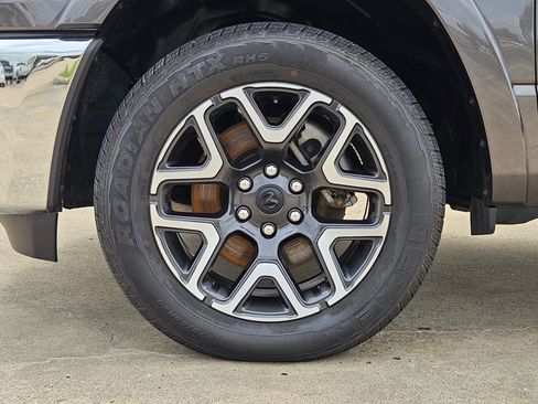 Used 2026 RAM 1500 Laramie AWD/4WD image 13