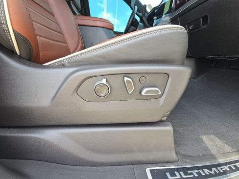 Used 2025 GMC Sierra 2500 Denali Ultimate image 20