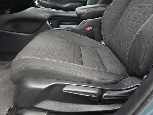 Certified 2025 Honda HR-V Sport image 13