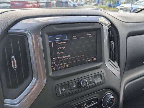 Certified 2022 Chevrolet Silverado 1500 Custom image 18