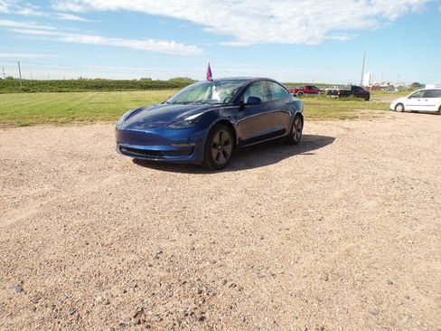 Used 2023 Tesla Model 3 Long Range AWD/4WD image 10