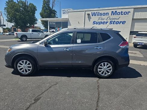 Used 2016 Nissan Rogue S w/ Appearance Package AWD/4WD image 8