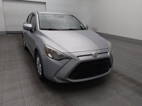 Used 2017 Toyota Yaris iA image 14