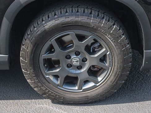 Certified 2024 Honda Pilot TrailSport image 11