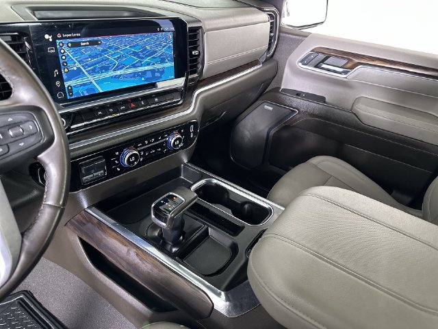 Used 2023 GMC Sierra 1500 SLT w/ SLT Premium Package AWD/4WD image 36