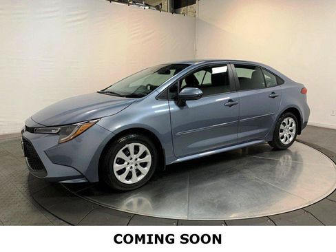 Used 2021 Toyota Corolla LE FWD image 1