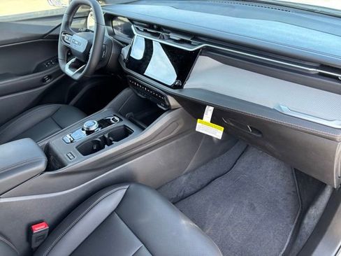 New 2026 Jeep Cherokee Limited image 22