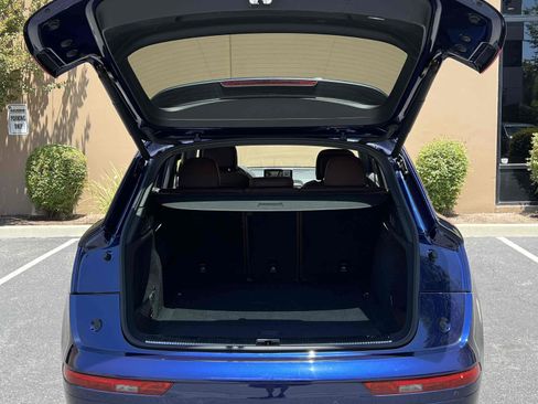 Used 2019 Audi Q5 Prestige AWD/4WD image 24
