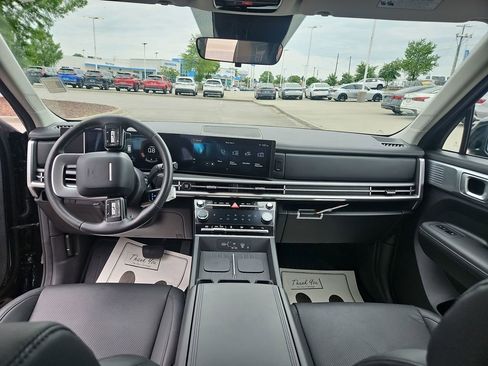 Used 2025 Hyundai Santa Fe SEL FWD image 29