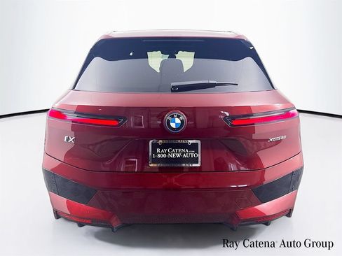 Used 2024 BMW iX xDrive50 w/ Sport Package AWD/4WD image 6