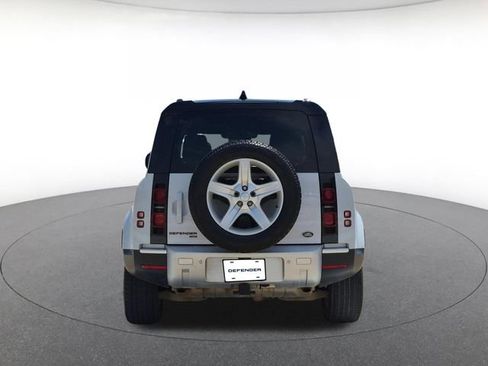 Used 2022 Land Rover Defender 110 SE AWD/4WD image 6
