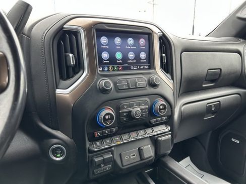 Used 2022 Chevrolet Silverado 3500 High Country w/ Technology Package image 39