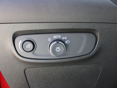 Used 2026 Buick Encore GX Sport Touring w/ Advanced Technology Package AWD/4WD image 27