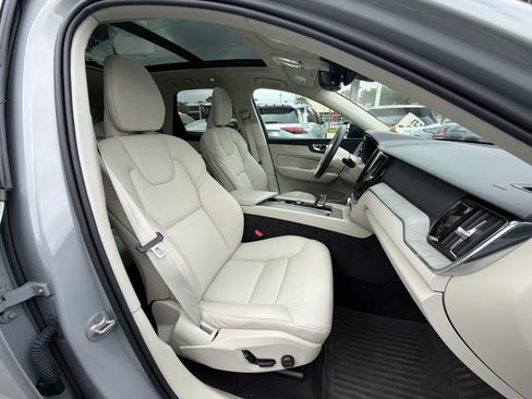 Certified 2024 Volvo XC60 B5 Plus w/ Protection Package Premier AWD/4WD image 18