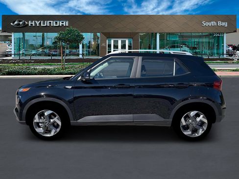 New 2026 Hyundai Venue SEL image 3