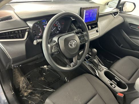 Used 2024 Toyota Corolla LE FWD image 11