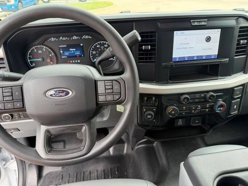Used 2025 Ford F350 XL AWD/4WD image 14