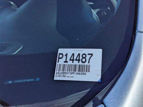 Used 2023 Chevrolet Malibu LT image 31