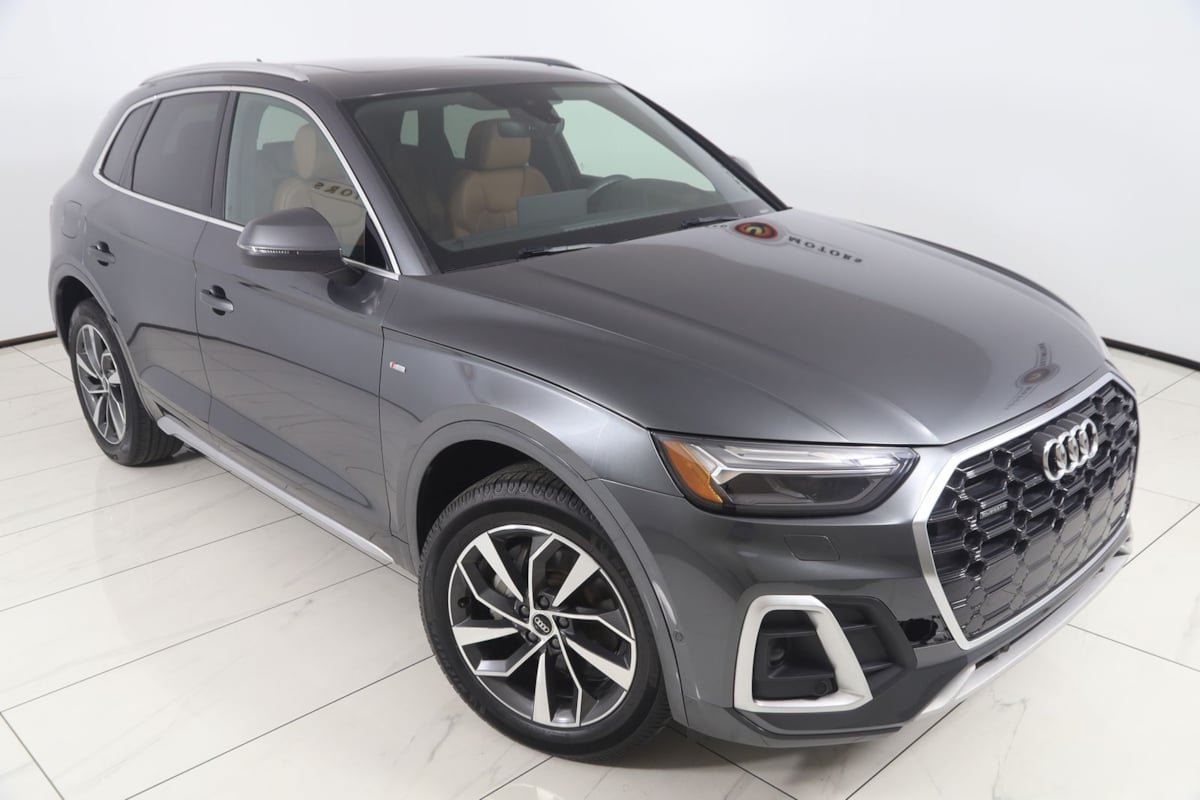 Used 2023 Audi Q5 2.0T Prestige w/ Prestige Package AWD/4WD image 18