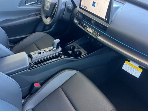 New 2026 Toyota Prius XLE image 17