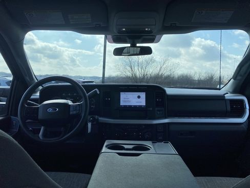 Used 2024 Ford F250 XLT image 16