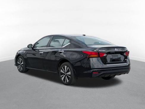 Used 2022 Nissan Altima 2.5 SV AWD/4WD image 4