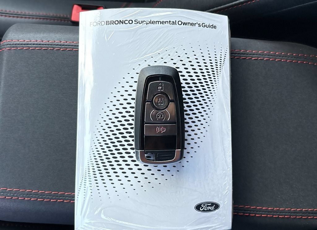 New 2026 Ford Bronco Outer Banks AWD/4WD image 22