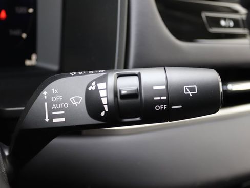 New 2026 Mitsubishi Outlander SEL image 9