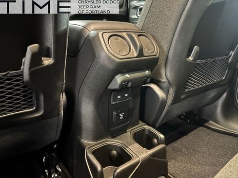 New 2025 Jeep Gladiator Rubicon w/ Safety Group image 15