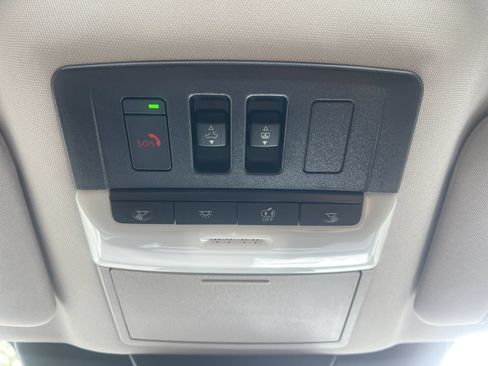 New 2026 Nissan Pathfinder SL w/ SL Premium Package FWD image 12