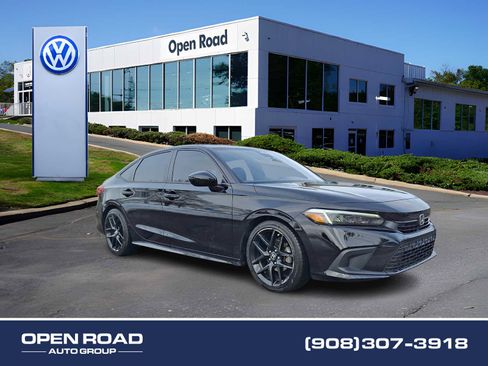 Used 2024 Honda Civic Sport image 1