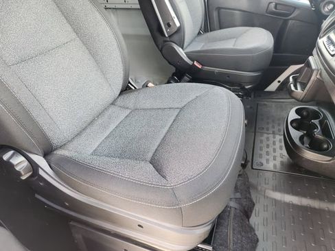 Used 2025 RAM ProMaster 2500 w/ Convenience Group image 15