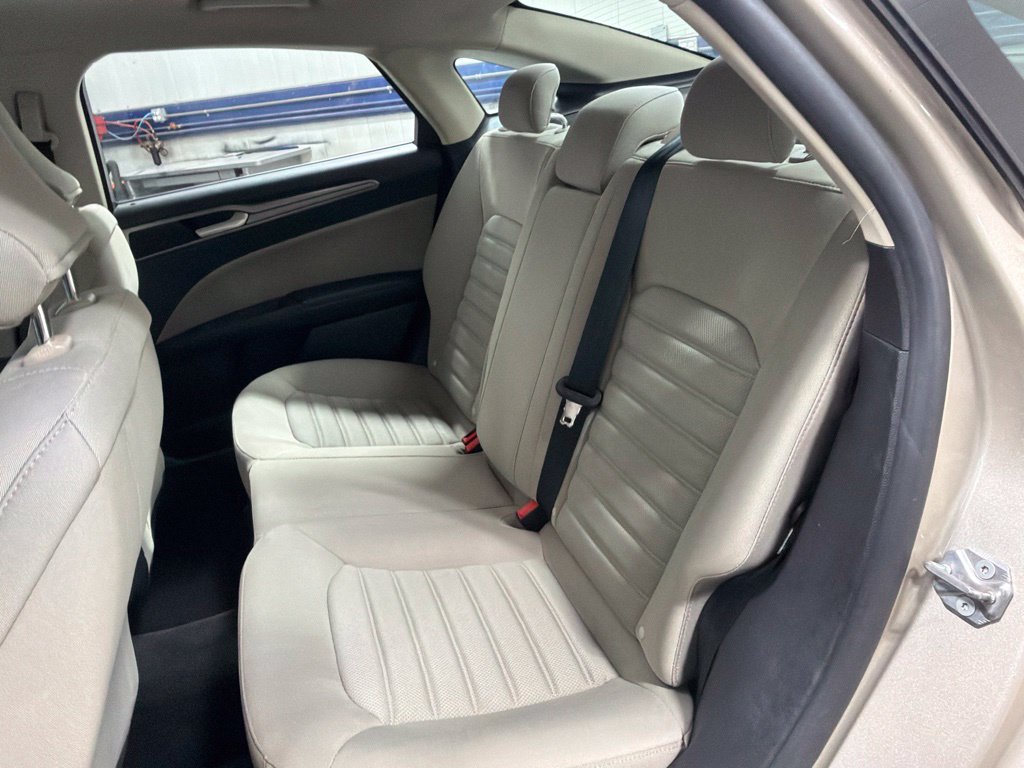 Used 2018 Ford Fusion S FWD image 12