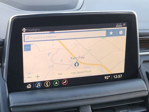 Used 2021 Chevrolet Suburban High Country image 14