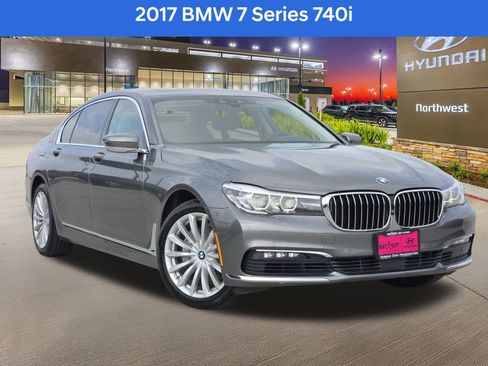 Used 2017 BMW 740i image 1