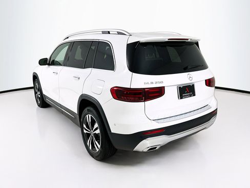 New 2026 Mercedes-Benz GLB 250 image 6