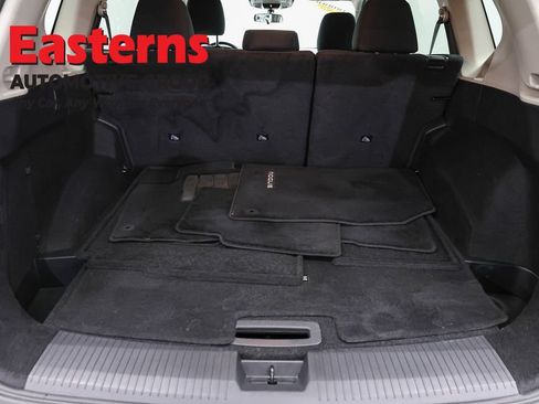 Used 2023 Nissan Rogue S AWD/4WD image 9