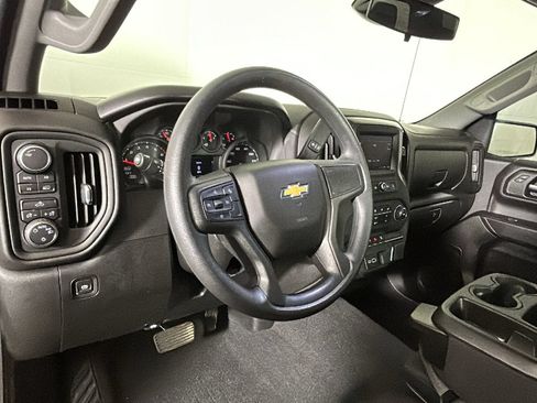 Used 2026 Chevrolet Silverado 1500 Custom AWD/4WD image 15