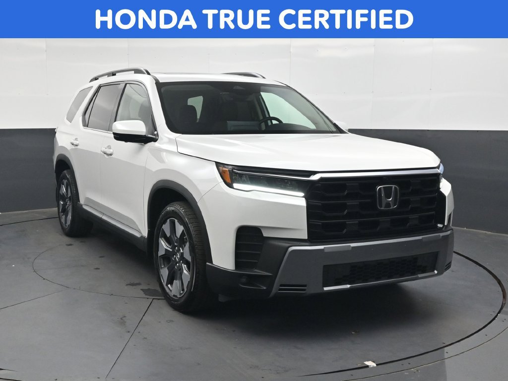 Used 2026 Honda Pilot Touring image 2
