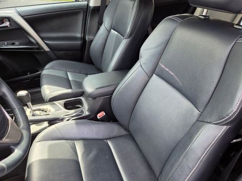 Used 2016 Toyota RAV4 Limited AWD/4WD image 2