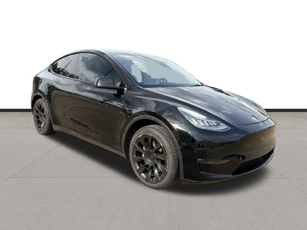 Used 2021 Tesla Model Y 2WD image 7