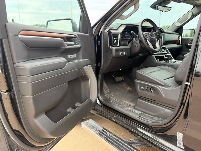 Used 2025 GMC Sierra 1500 Denali AWD/4WD image 10