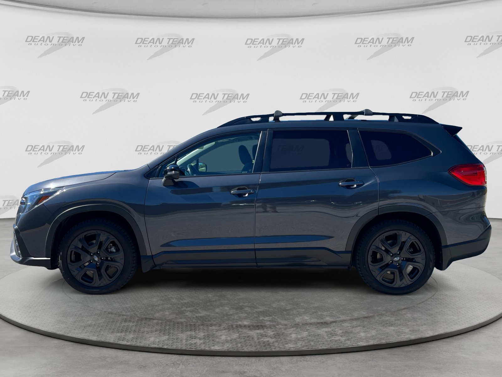 Used 2023 Subaru Ascent Onyx Edition AWD/4WD image 4