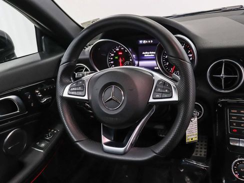 Used 2020 Mercedes-Benz SLC 300 image 15