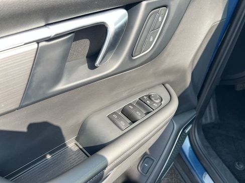 Certified 2025 Buick Enclave Preferred FWD image 13